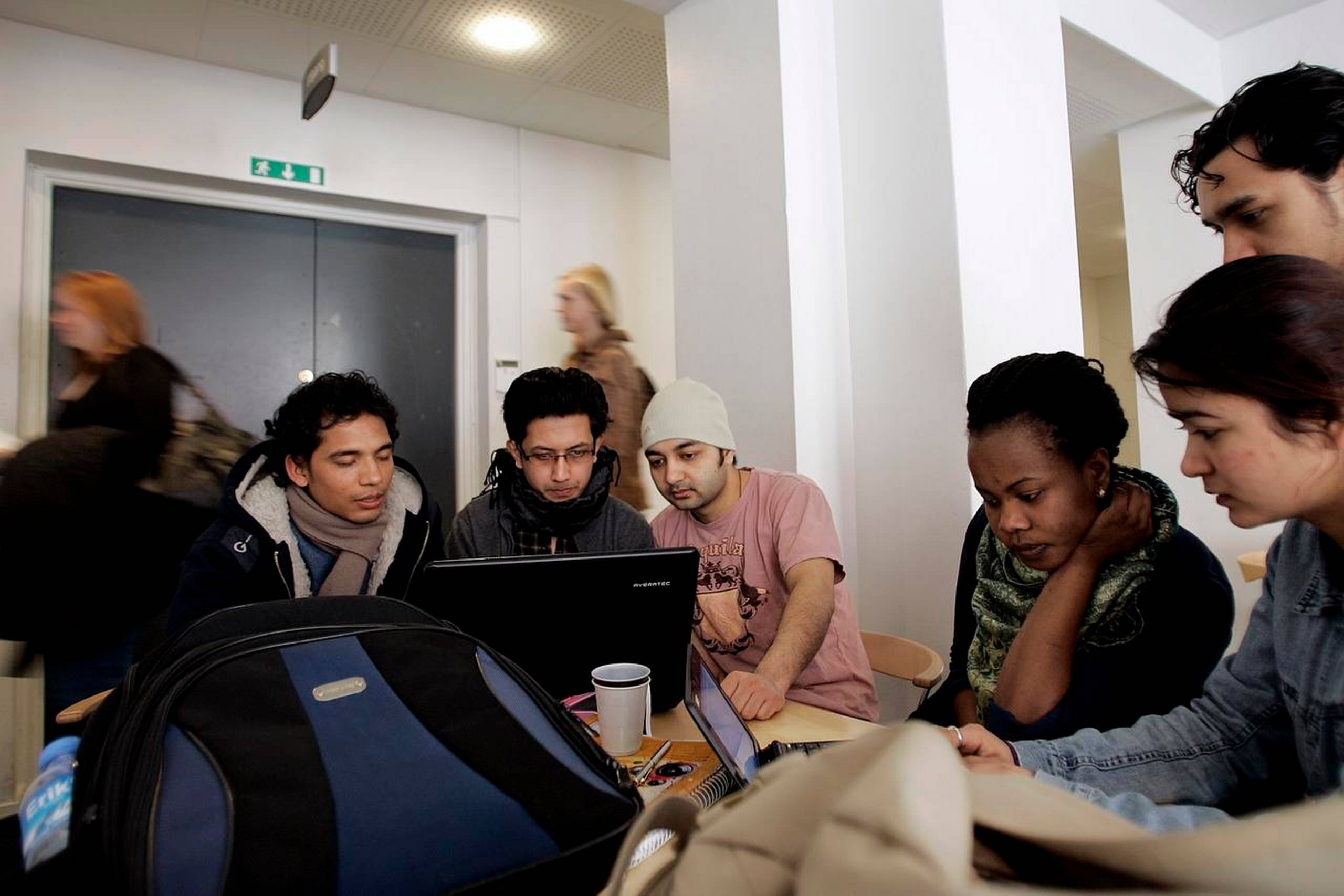 Antallet af internationale studerende, som er optaget på en videregående uddannelse i Danmark, er steget 165 pct. siden 2005. De udgjorde i 2014 mere end hver 10. studerende på de videregående uddannelser, viser en ny analyse fra Dansk Industri.