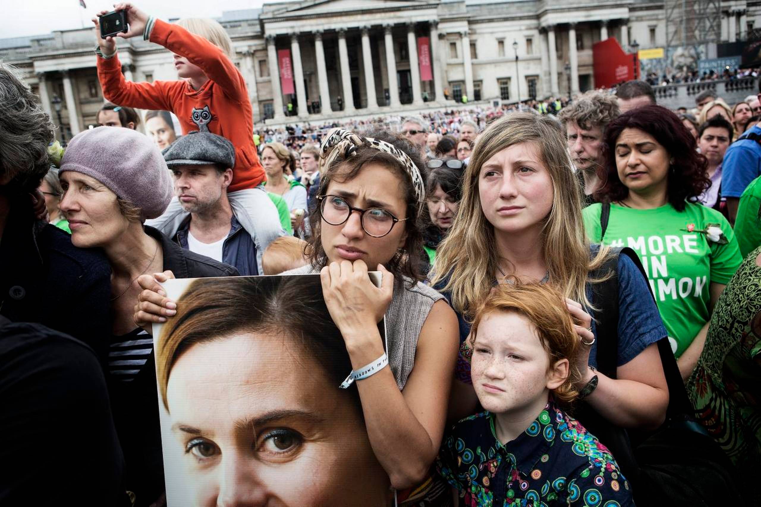 Mange af de fremmødte blev tydeligt berørt, da Brendan Cox trådte på scenen for at holde tale for sin afdøde kone. Foto: Rune Aarestrup Pedersen