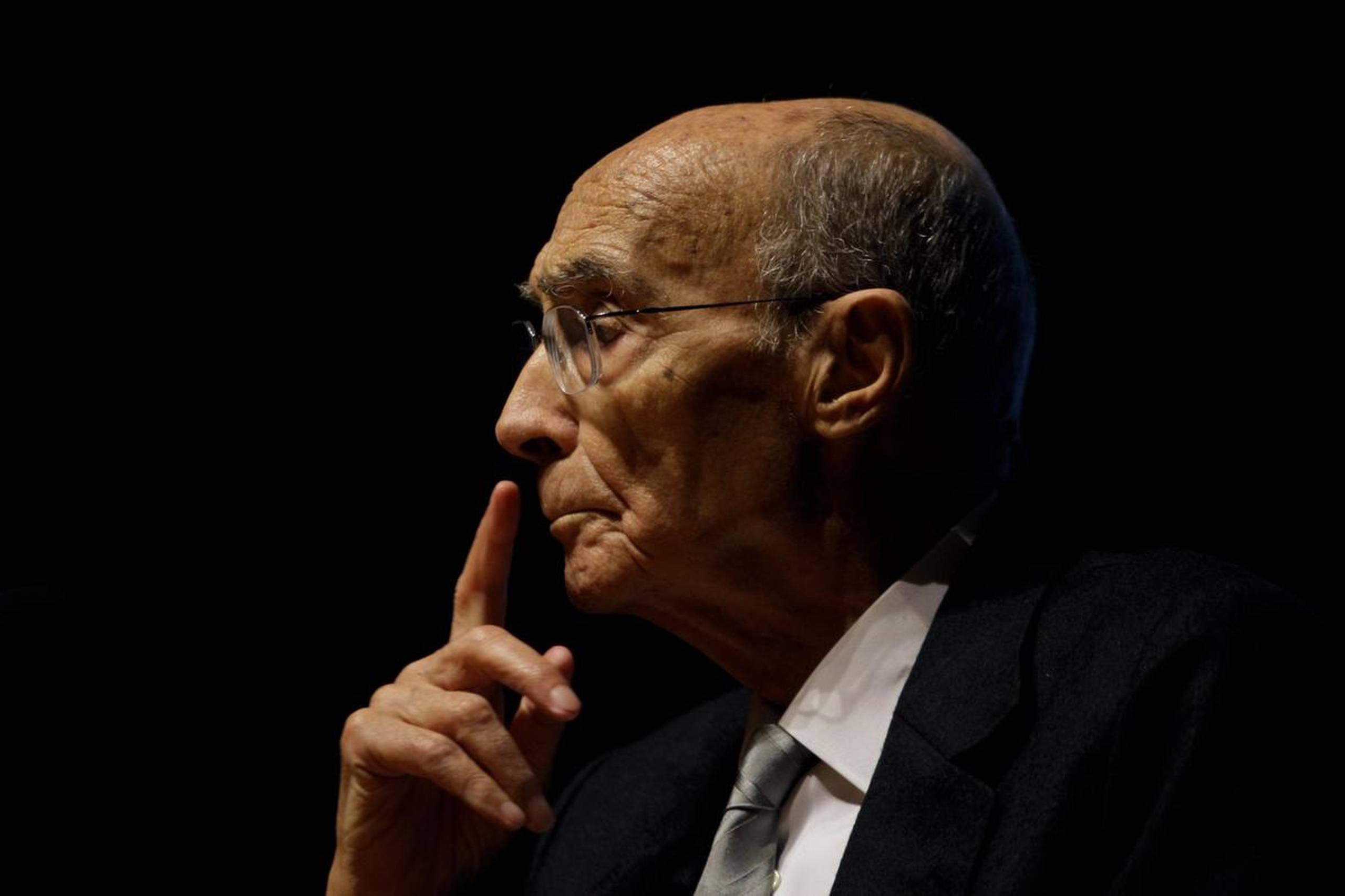 At forfatte et værk som ”Kain” på selve gravens rand har krævet mod af den gamle José Saramago. Arkivfoto: Armando Franca/AP

