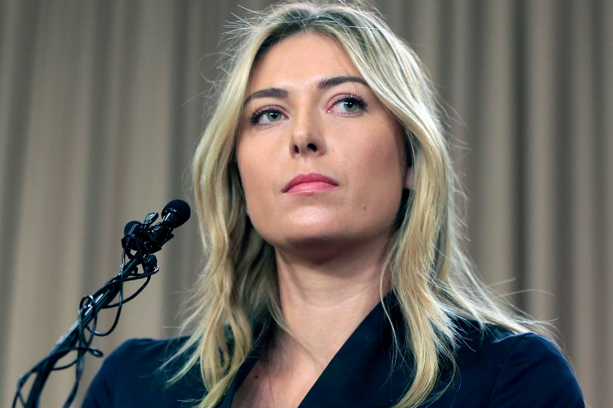 Mario Sharapova glæder sig til at kunne spille tennis igen efter sin dopingdom. Foto: Damian Dovarganes/AP