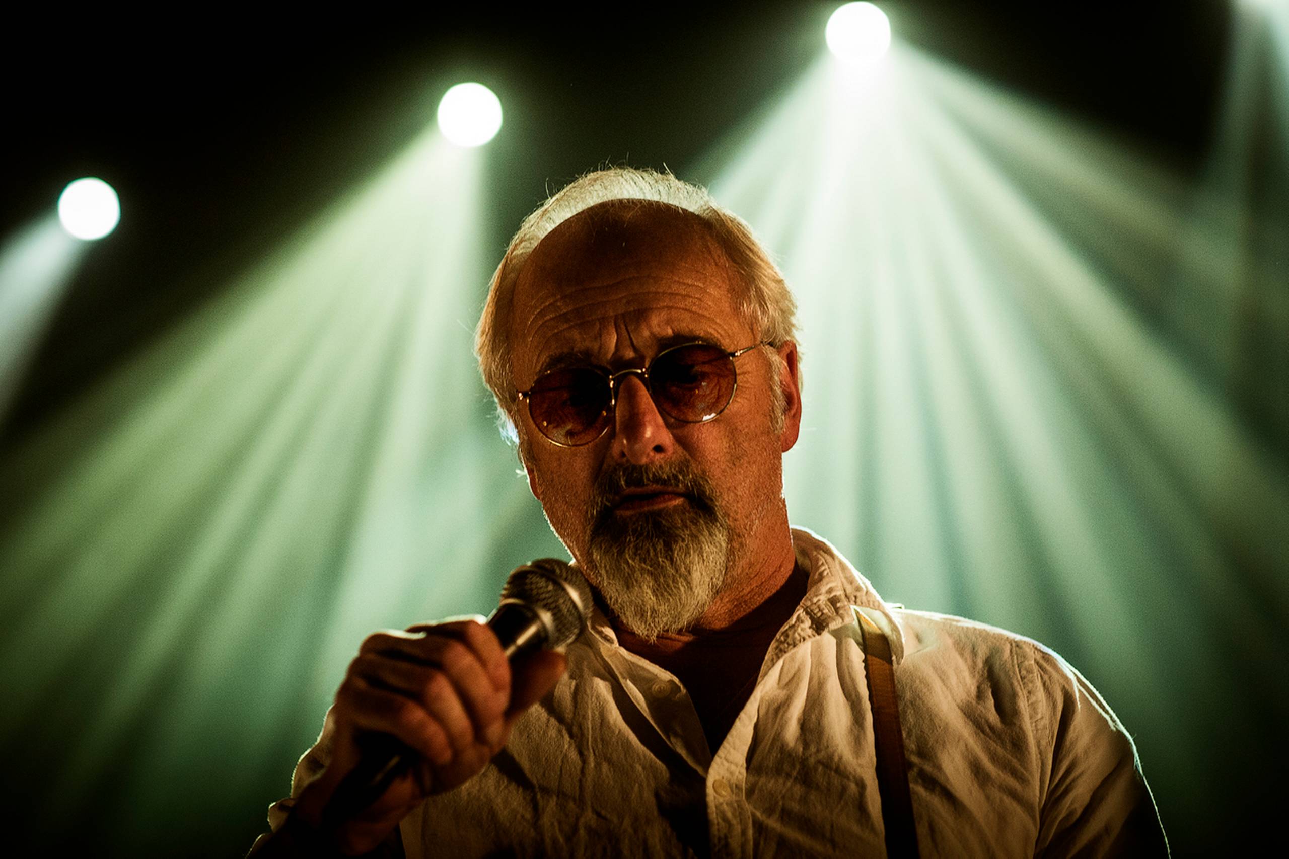 Olsen Banden vender tilbage: 60-årige Allan Olsen er kendt som enspænder, men for tiden kan han opleves i band-opstilling. Foto: Carsten Snejbjerg