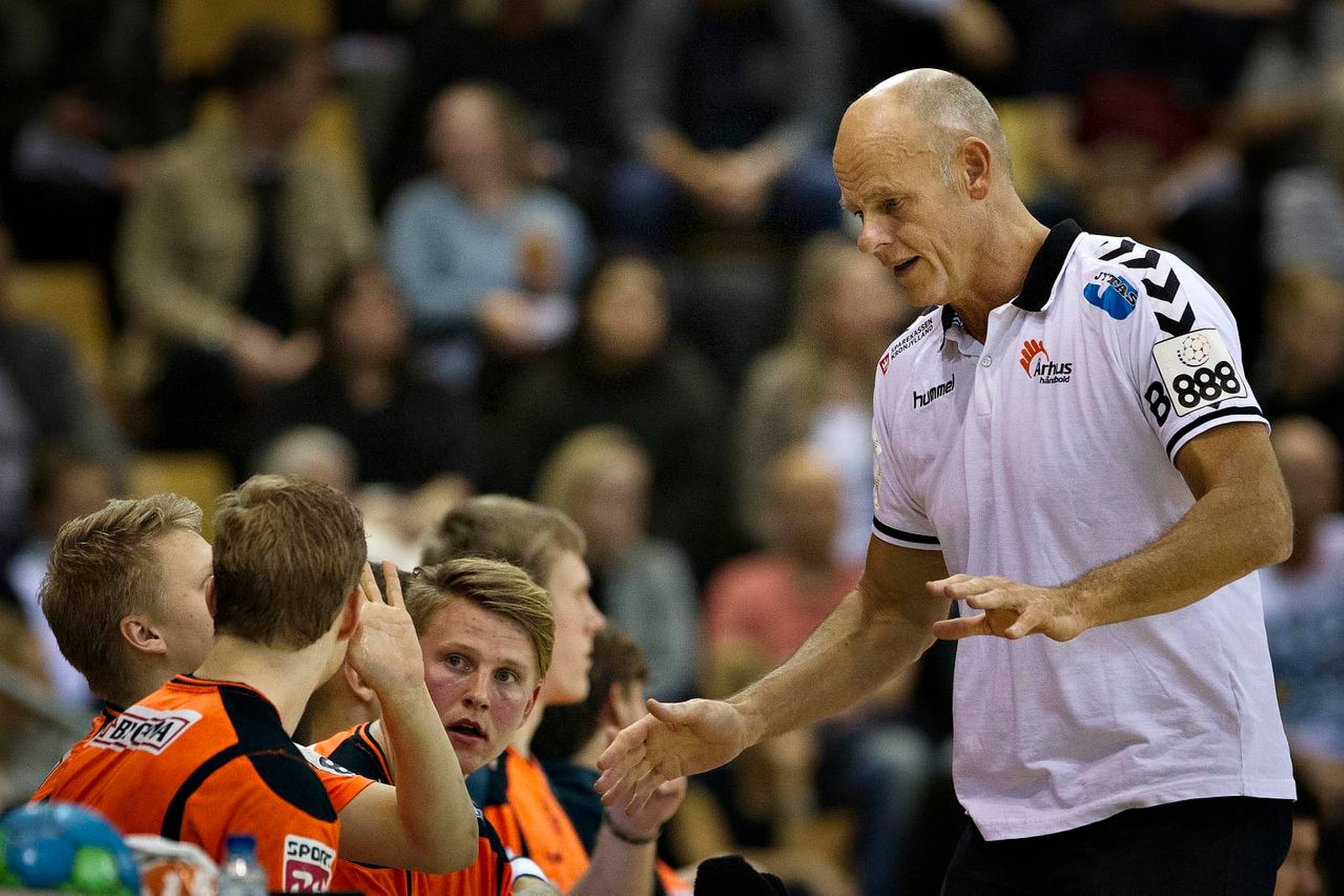 Med 15 kampe tilbage af grundspillet mener cheftræner Erik Veje Rasmussen, at det ser fint ud, hvis man præsterer i de næste kampe. Foto: Christian Klindt Sølbeck. 