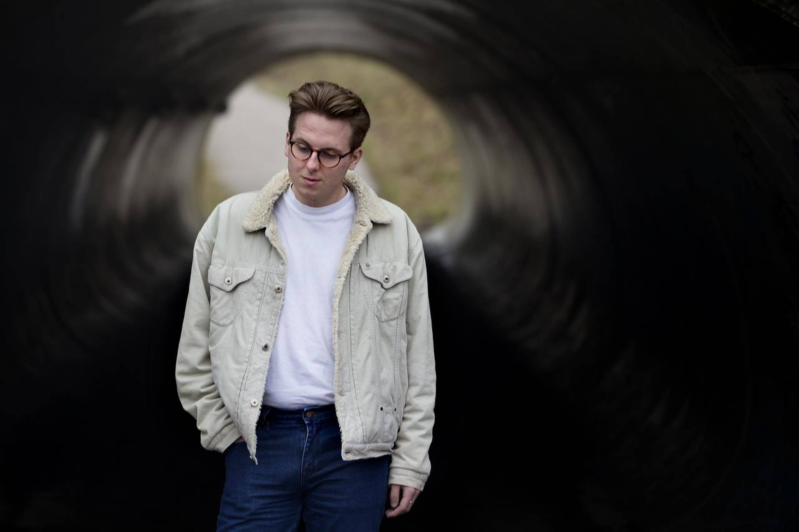 Forfatter Thomas Korsgaard debuterer med romanen "Hvis der skulle komme et menneske forbi". Foto: Finn Frandsen/Polfoto