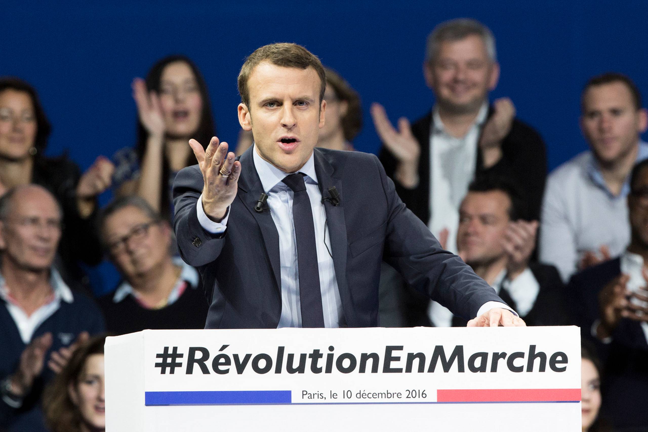 Den franske centrumpolitiker Emmanuel Macron. Foto: Kamil Zihnioglu/AP