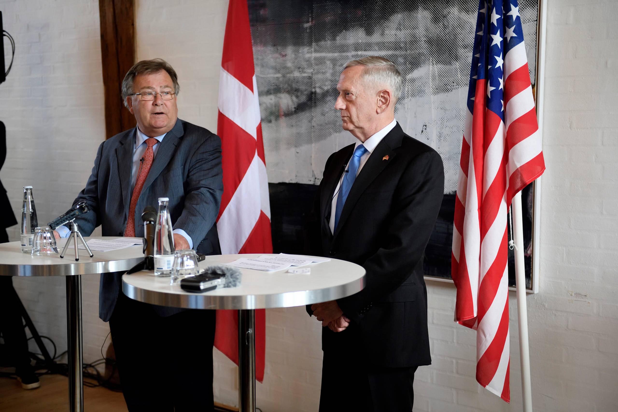 To tætte allierede: Forsvarsminister Claus Hjort Frederiksen (V) og den amerikanske forsvarsminister James Mattis under pressemødet i København. Foto: Tariq Mikkel Khan