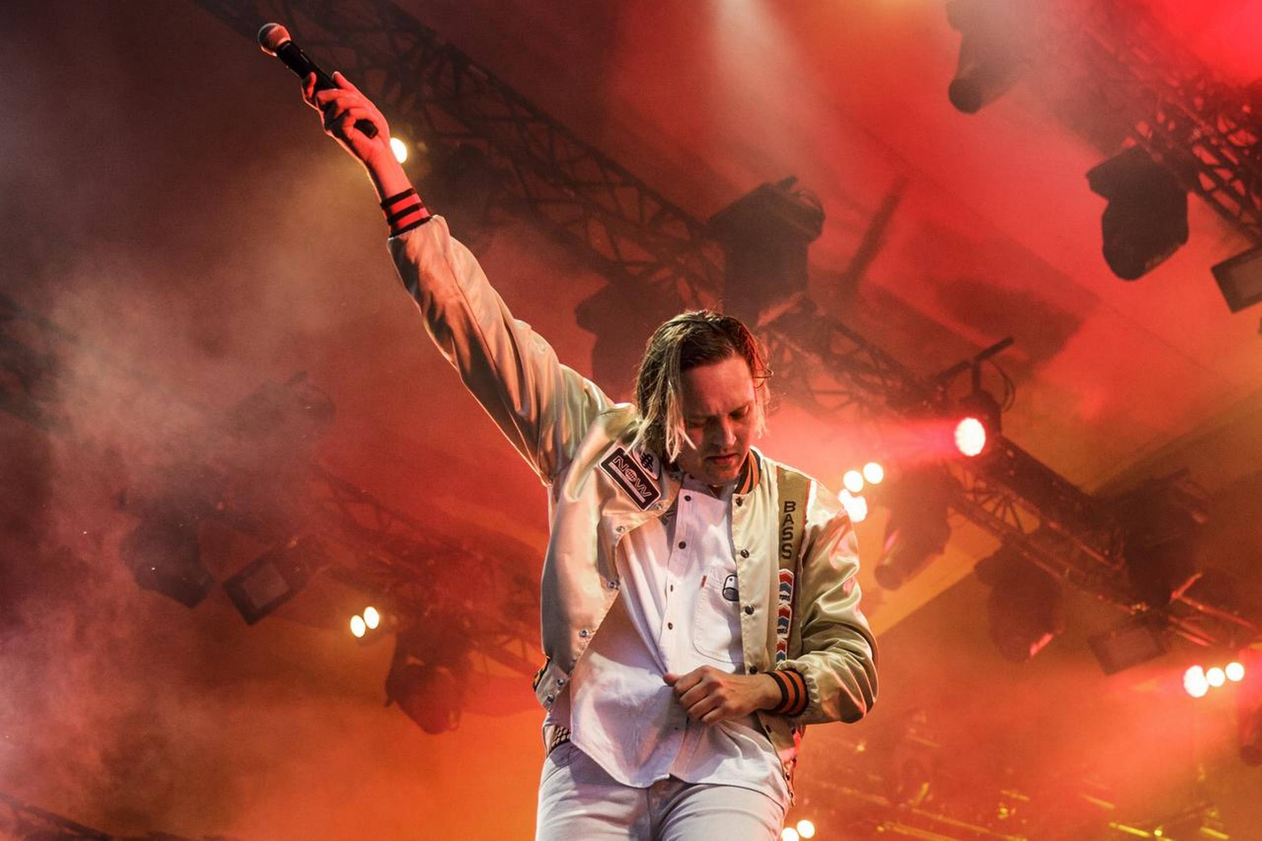 Win Butler er forsanger og frontfigur i Arcade Fire, som det blev understreget til koncerten på Roskilde Festivals Orange Scene tidligere på sommeren. Foto: Ivan Boll Riordan