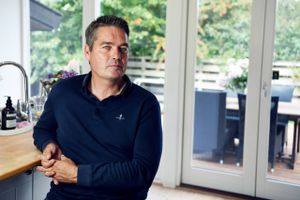 Poul-Erik Høyer vil fortsætte som international badmintonpræsident frem til 2025, siger han efter IOC-farvel.