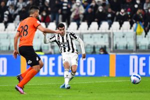 Juventus er ubesejret i 14 ligakampe i træk, efter at holdet vandt 1-0 hjemme over Spezia i Serie A.