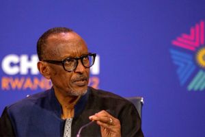Trods stridigheder med naboland – den seneste diplomatiske tumult for Kagame – agter han at blive siddende som landets præsident længe endnu. Ved seneste valg opnåede han lige under 99 pct. af stemmerne.