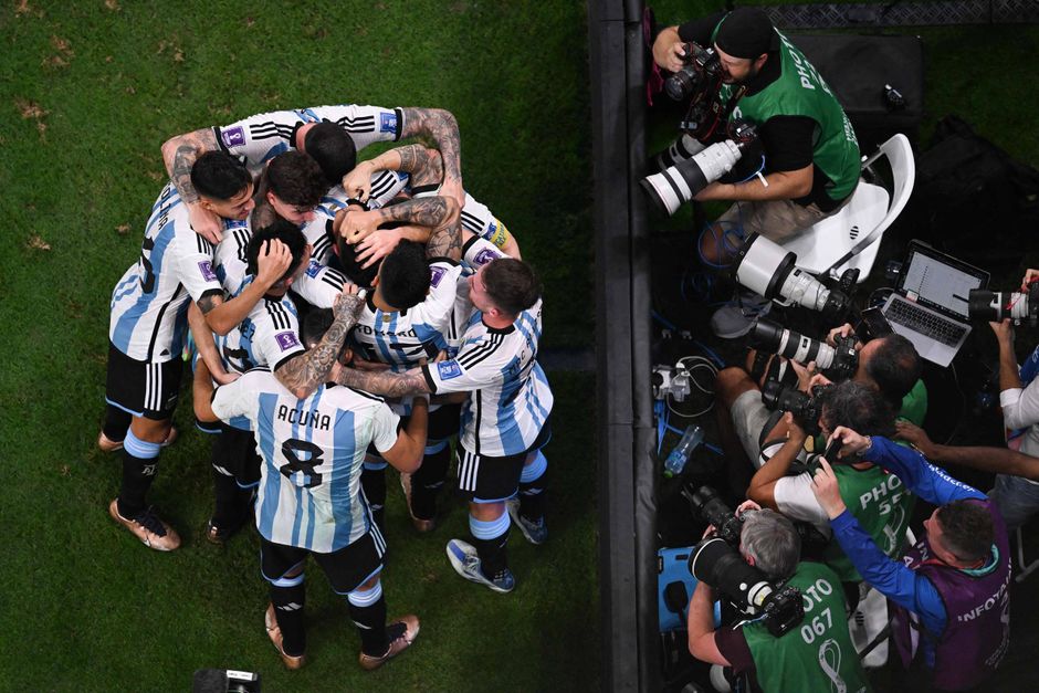 Lionel Messi mangler kun én titel, VM i fodbold. Som 35-årig er han i gang med sin femte slutrunde i en sidste jagt på det trofæ, der kan give ham den endegyldige accept i Argentina.