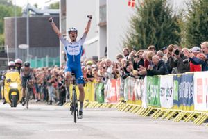 De otte danske ryttere i årets Tour de France vil efterlade et stærkt indtryk ifølge en cykelekspert. 