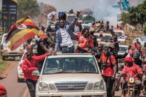 Bobi Wine nyder særligt opbakning blandt de unge ugandere. Hans åbenmundethed og kritik af det siddende styre har voldt ham mange problemer.