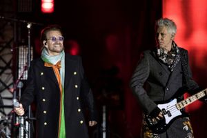 U2 på Trafalgar Square i november. Foto: Vianney Le Caer/AP