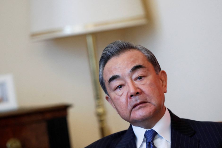En talsperson fra den russiske regering vil ikke udelukke, at den kinesiske diplomat Wang Yi skal møde Putin.