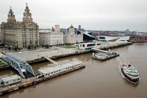 Det var en komité med kinesiske formandskab, som har frataget Liverpool den særlige status. 